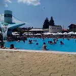 Ваканционна къща Deny *