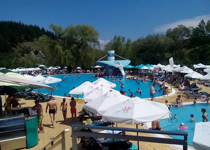 Deny Case de vacanță Dobriniște